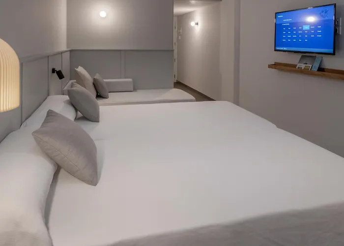 Ght Miratge - Only Adults 18 And Up Hotel